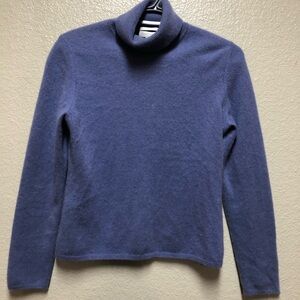 Charter Club Cashmere 2 Ply 100% Sweater in Rich Purple.Size Medium Turtleneck .